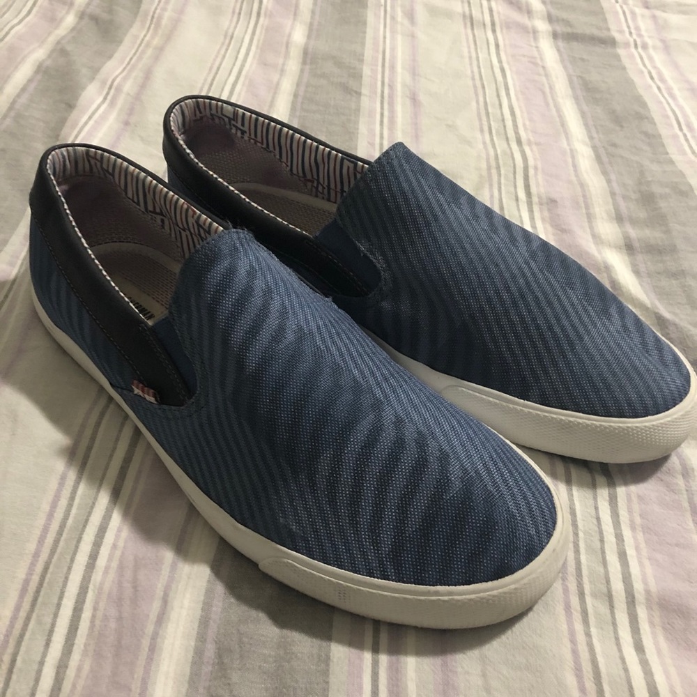 Ben Sherman slip inside 13